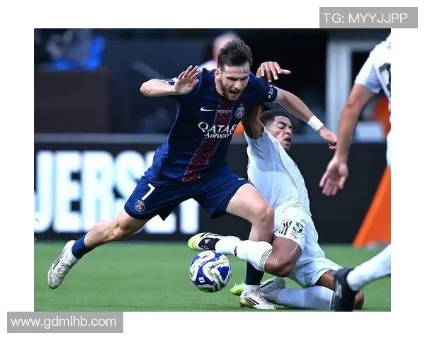 激情对决直播巴黎圣日耳曼对阵莱比锡全场精彩瞬间回顾