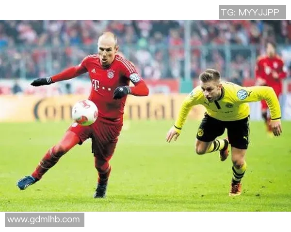 罗本助攻与进球助力拜仁战胜曼联的精彩瞬间回顾